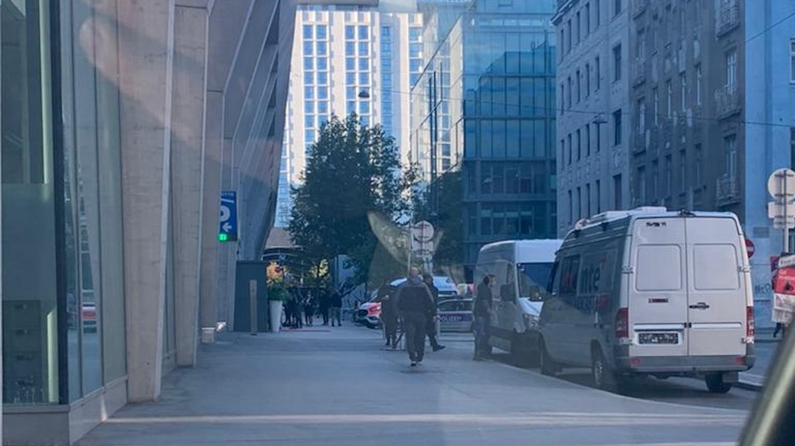 Bei der Mall in Wien-Landstraße fanden am Sonntagmorgen Dreharbeiten statt.