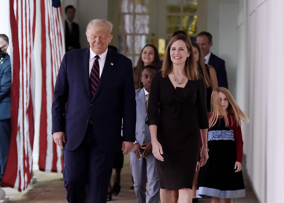 Donald Trump und Amy Coney Barrett
