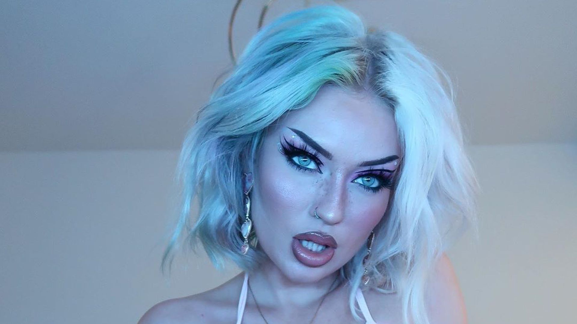 YouTube-Star Naomi Jon