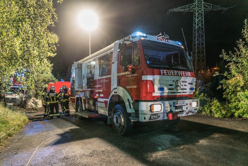 Bilder vom Brand und Löscheinsatz.