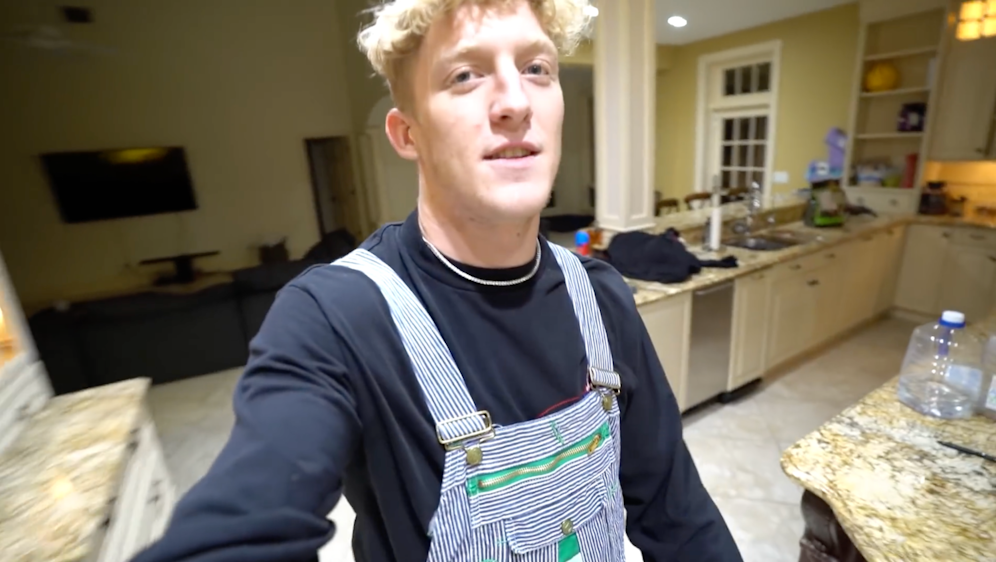 Tfue konnte sich mit dem FaZe-Clan außergerichtlich einigen.