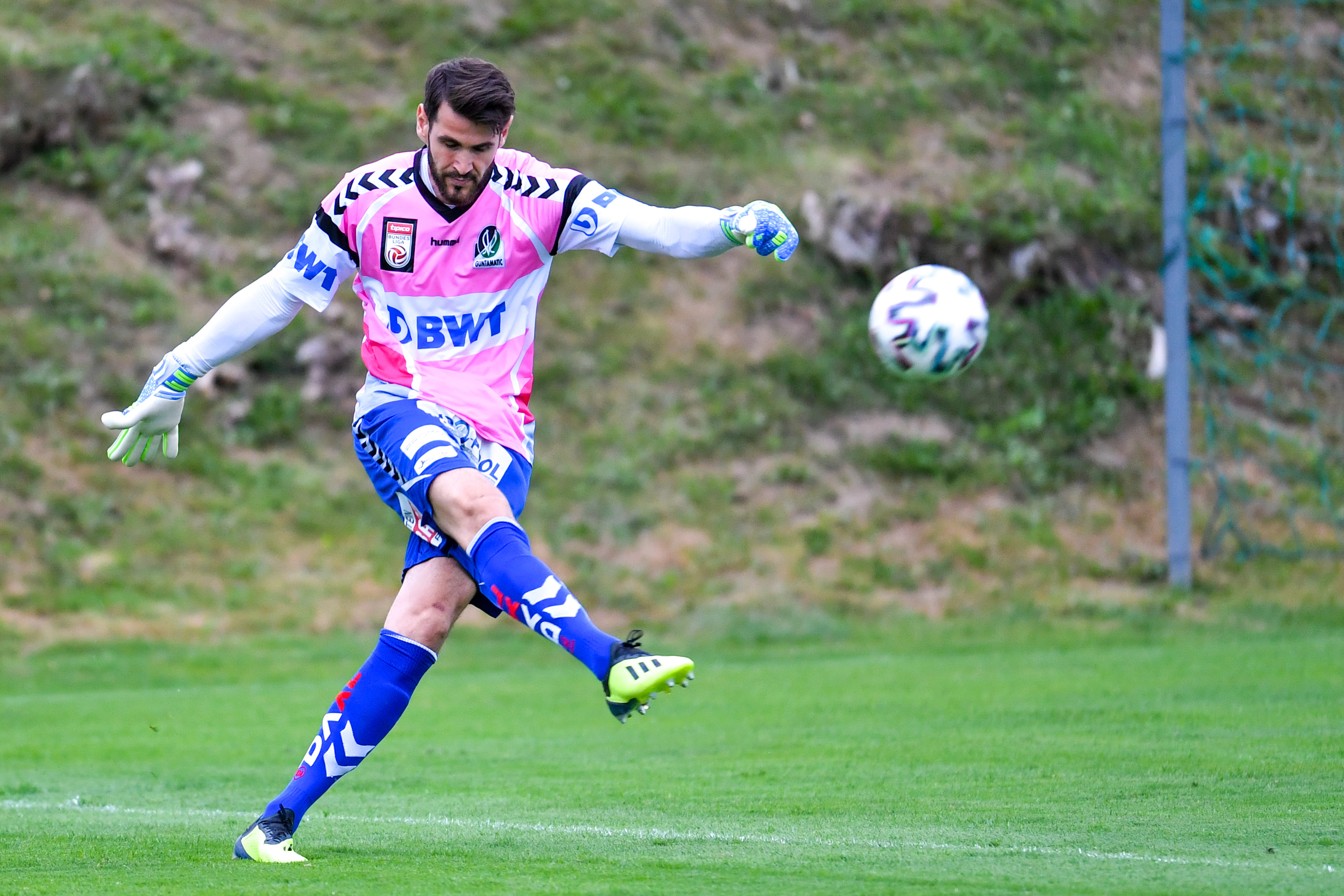 Samuel Sahin-Radlinger glänzte als Elfer-Held.