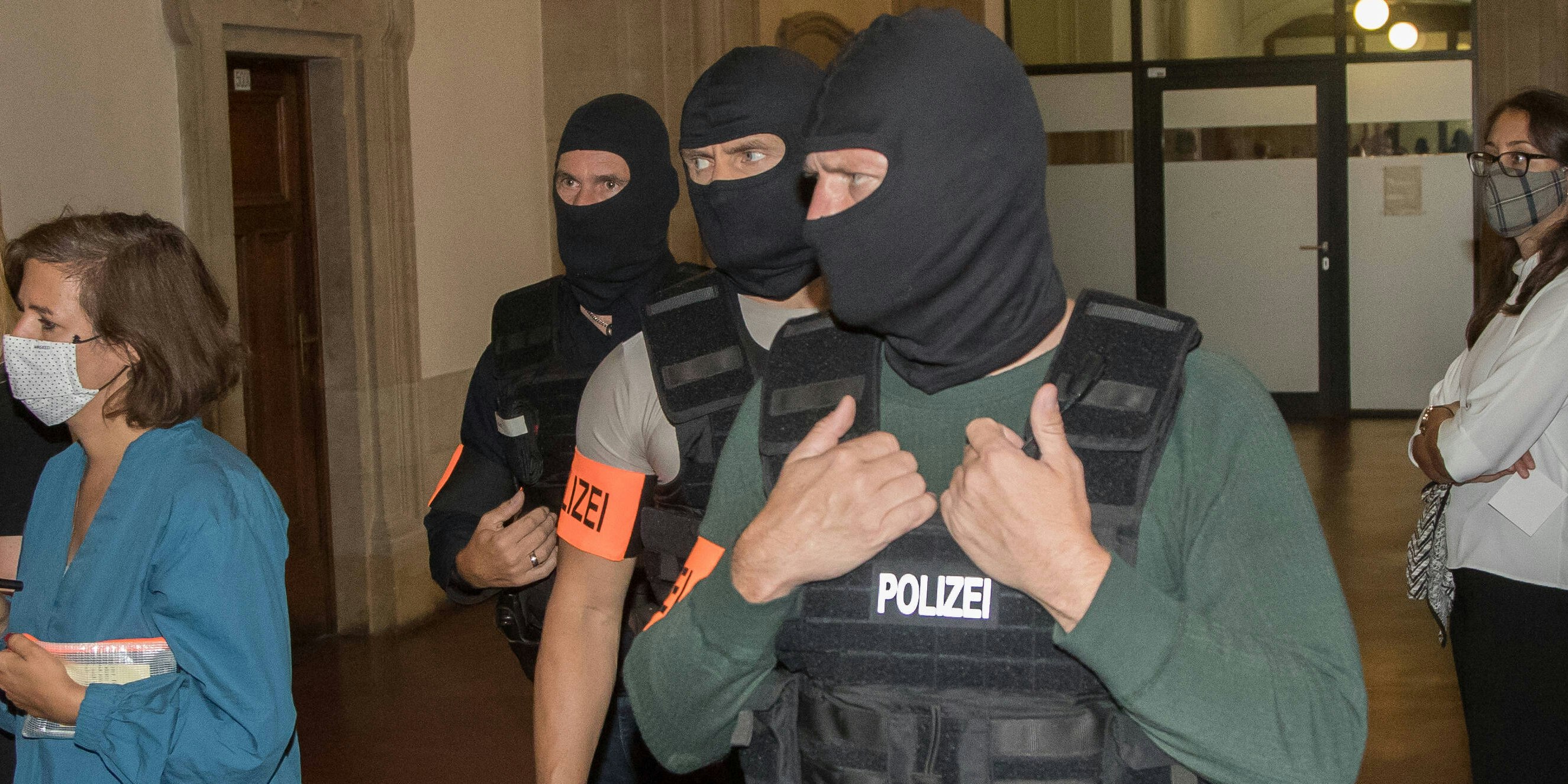 Diese Männer folgen Bushido bei jedem Schritt.