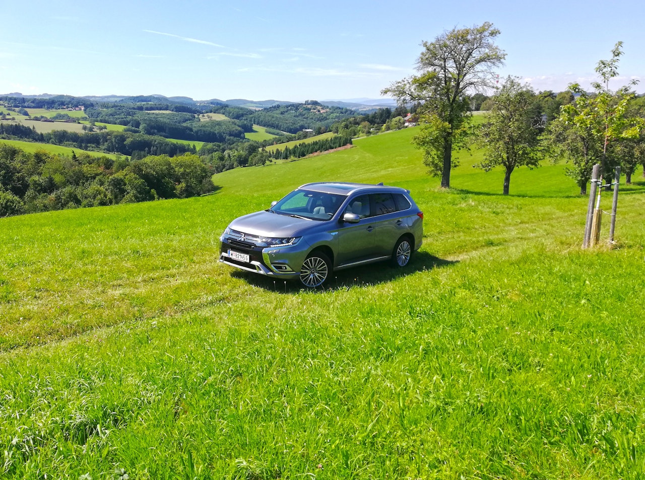 Heute.at - Mitsubishi Outlander PHEV im Test: Groß aber sparsam
