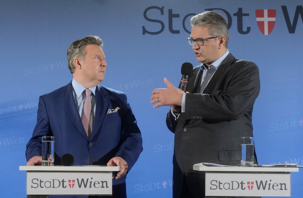 Michael Ludwig, Peter Hacker