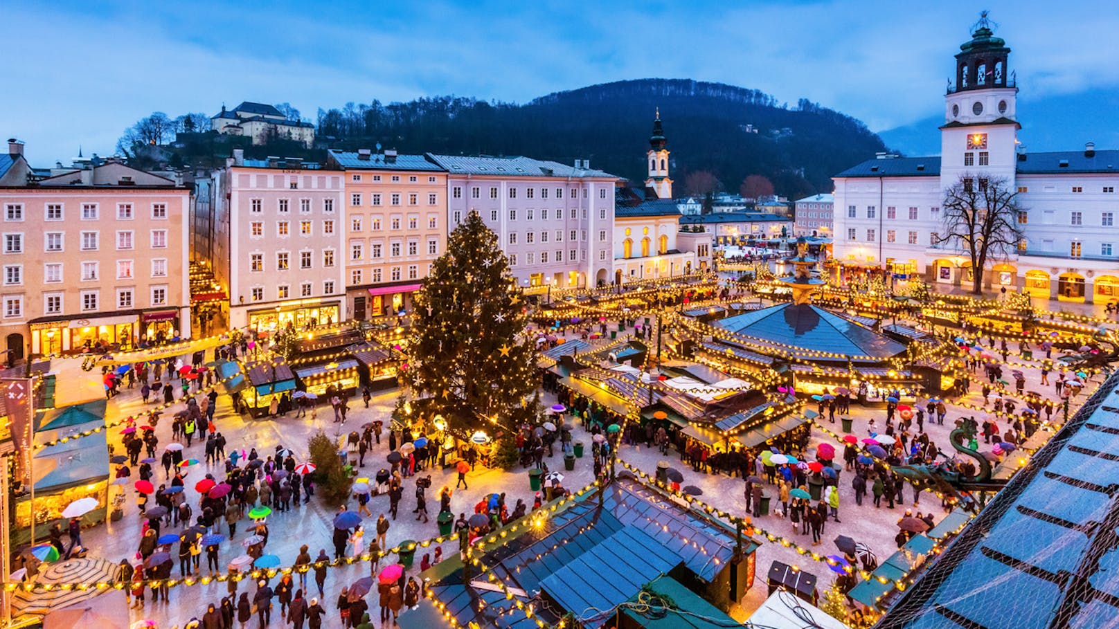 In Salzburg plant man den Christkindlmarkt mit 75 Ausstellern wie im Jahr 2019 im "Vollmodus".