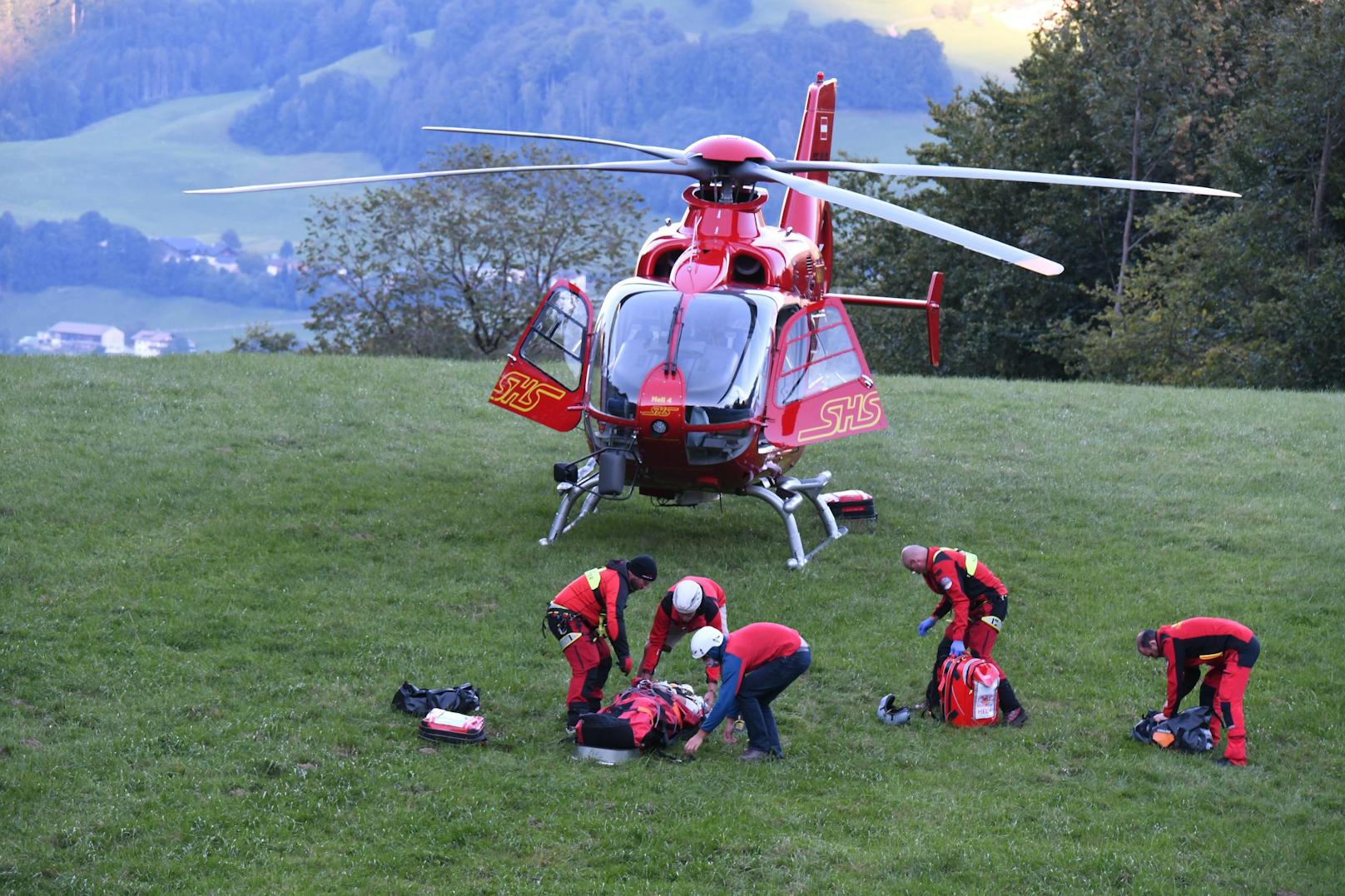 Der 46-Jährige wurde in die Klinik Innsbruck geflogen.