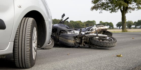Für den Biker kam jede Hilfe zu spät.