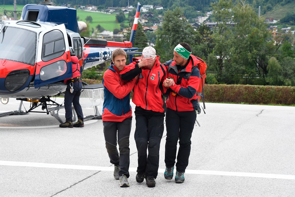 Der Bergsteiger konnte lebend geborgen werden.