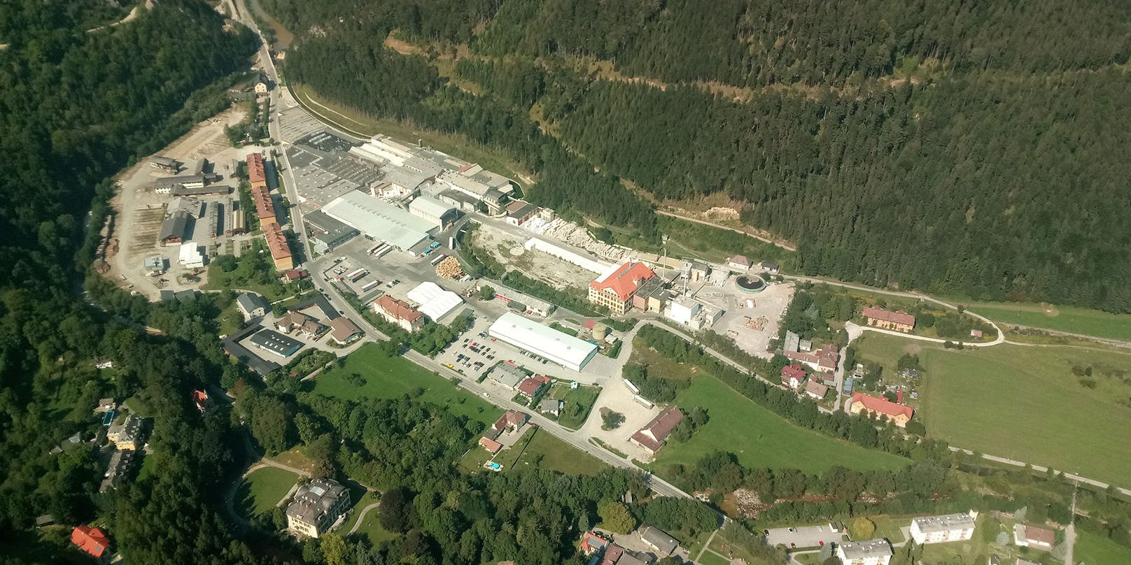Die Kartonfabrik in Hirschwang.