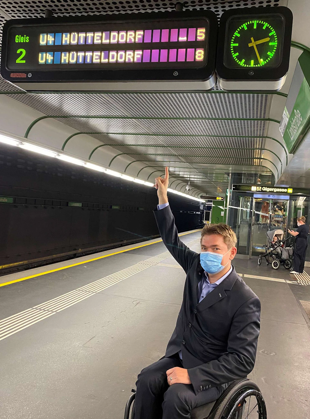 Hans-Jürgen Groß ist Barrierefreiheit-Beauftragter von den Wiener Stadtwerken.
