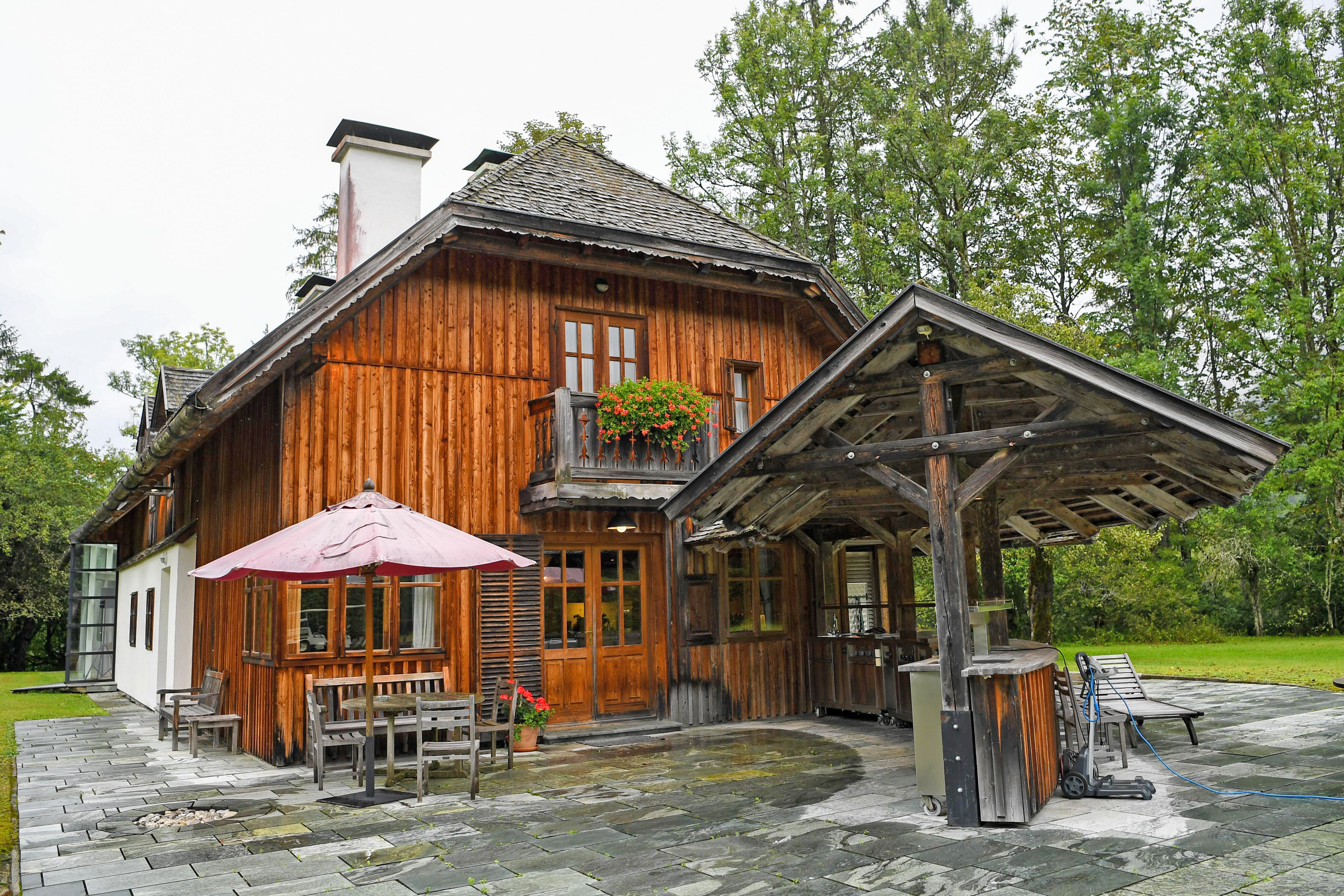 In dieser Jagdhütte lebt der Welfenprinz.