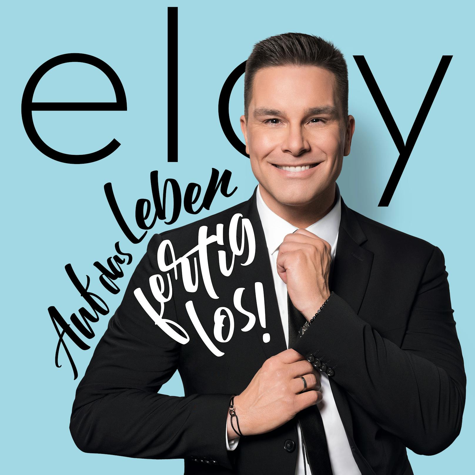 Mit seinem zweiten Soloalbum "Auf das Leben – fertig – los!" stürmte Eloy de Jong gerade auf Platz 2 der Offiziellen Deutschen Albumcharts.