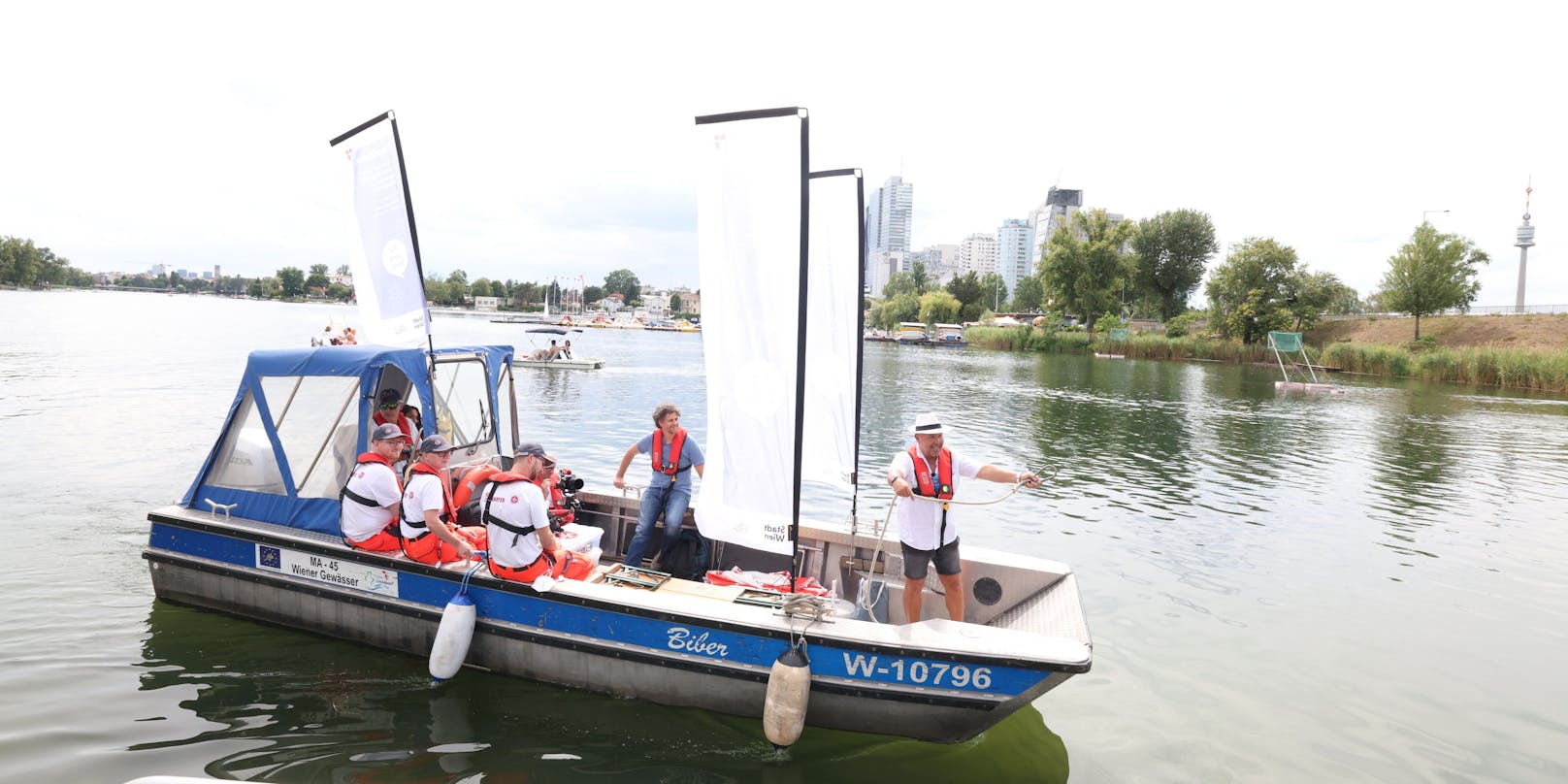 Am Donnerstag stach das Impfboot erstmals in Wien in See