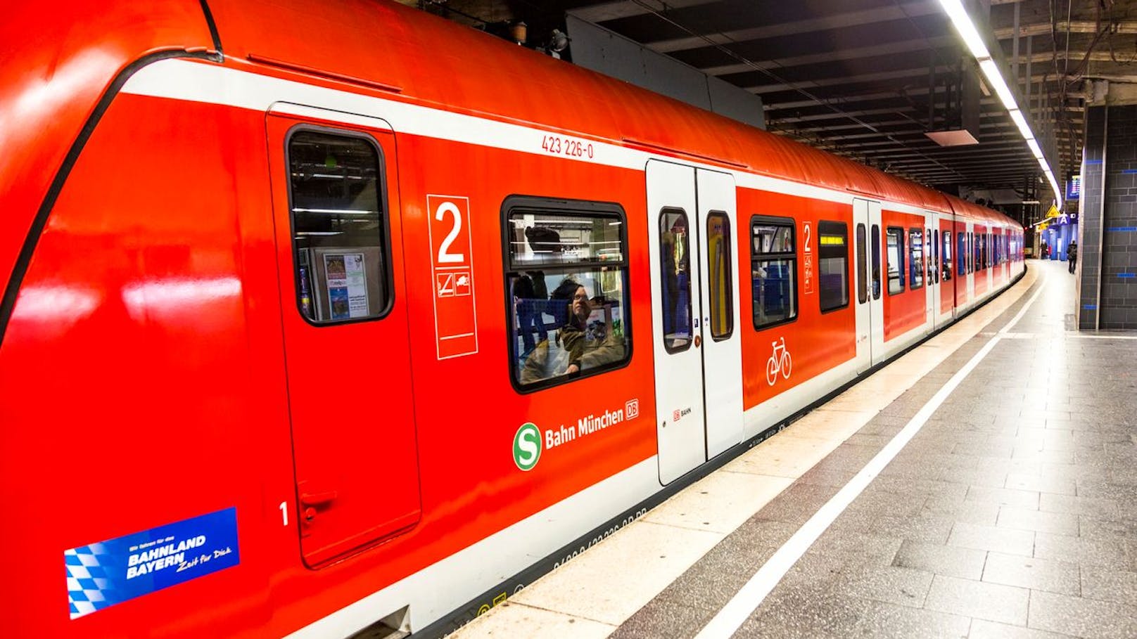Der Vorfall ereignete sich in einer Münchner S-Bahn.