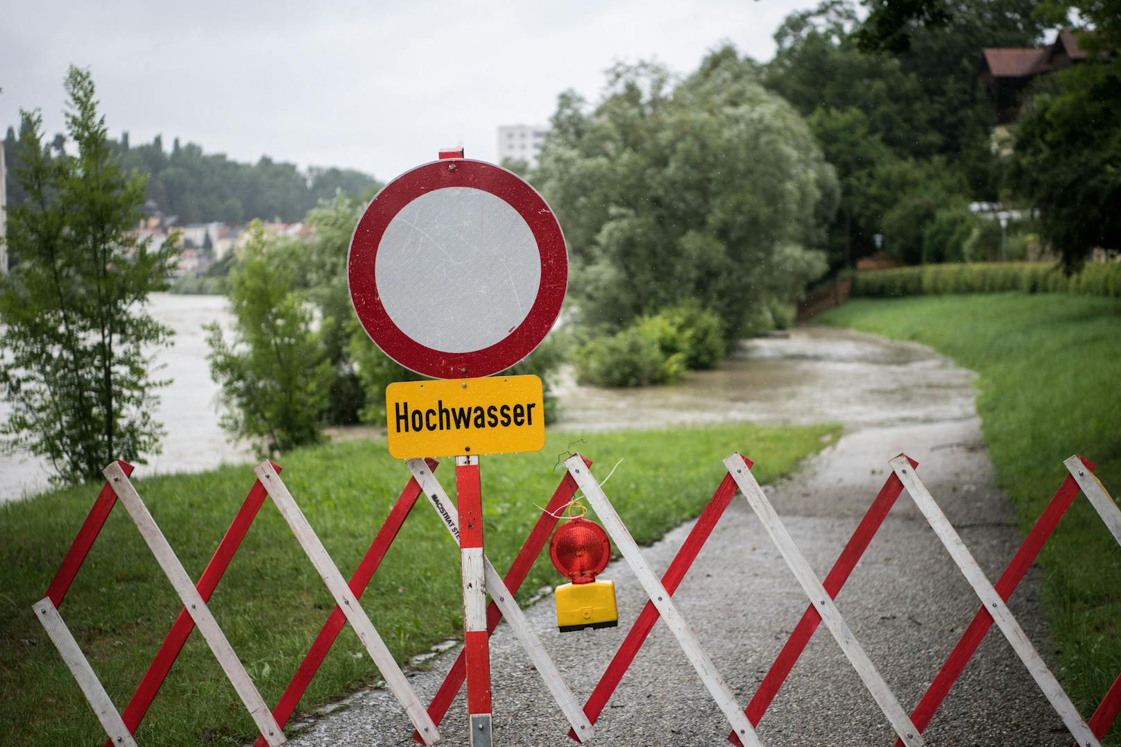 Hochwasser-Warnung. Archivbild.