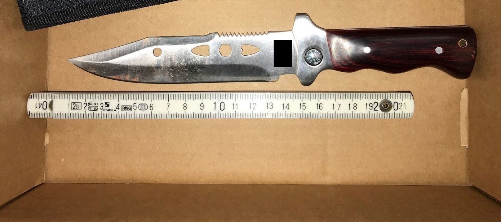 Das Messer wurde von der Polizei sichergestellt