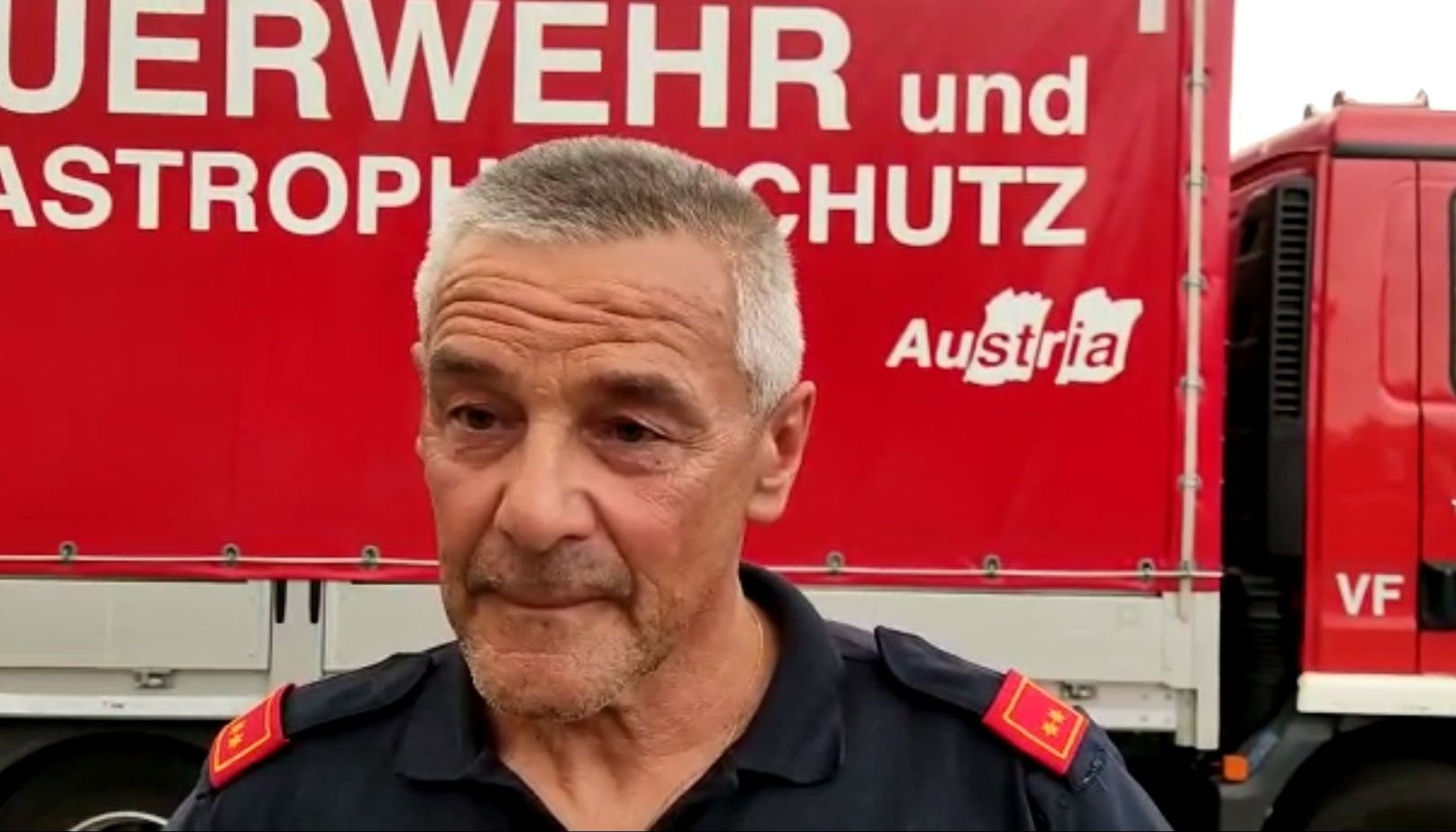 Robert Pölz von der Feuerwehr Lengenfeld spricht über den Katastropheneinsatz in Belgien.