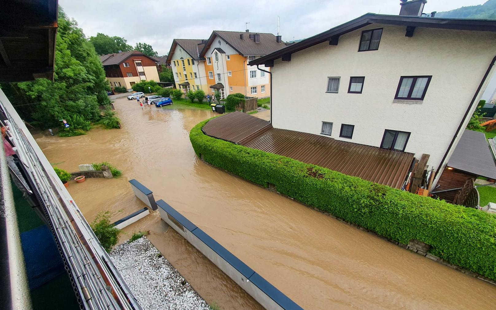 In Eugendorf (Salzburg) war das Hochwasser nicht zu übersehen. 
