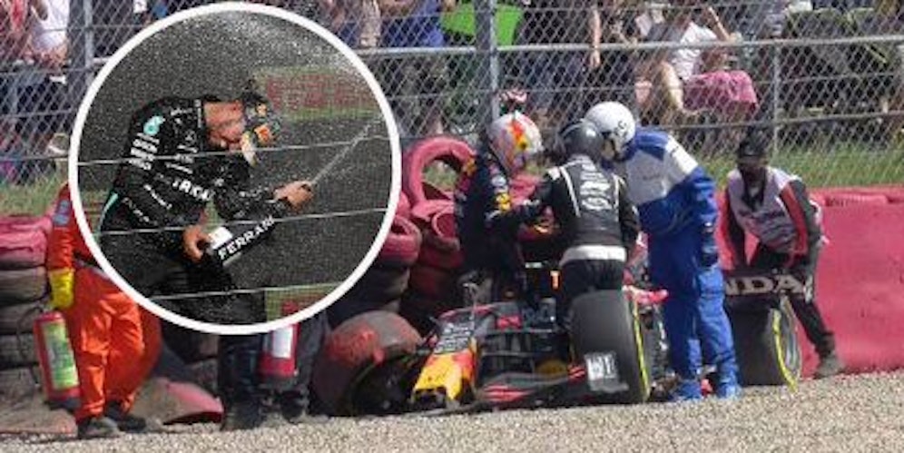 Verstappen steigt aus seinem Wrack. Unfall-Verursacher Hamilton feiert später seinen Sieg.