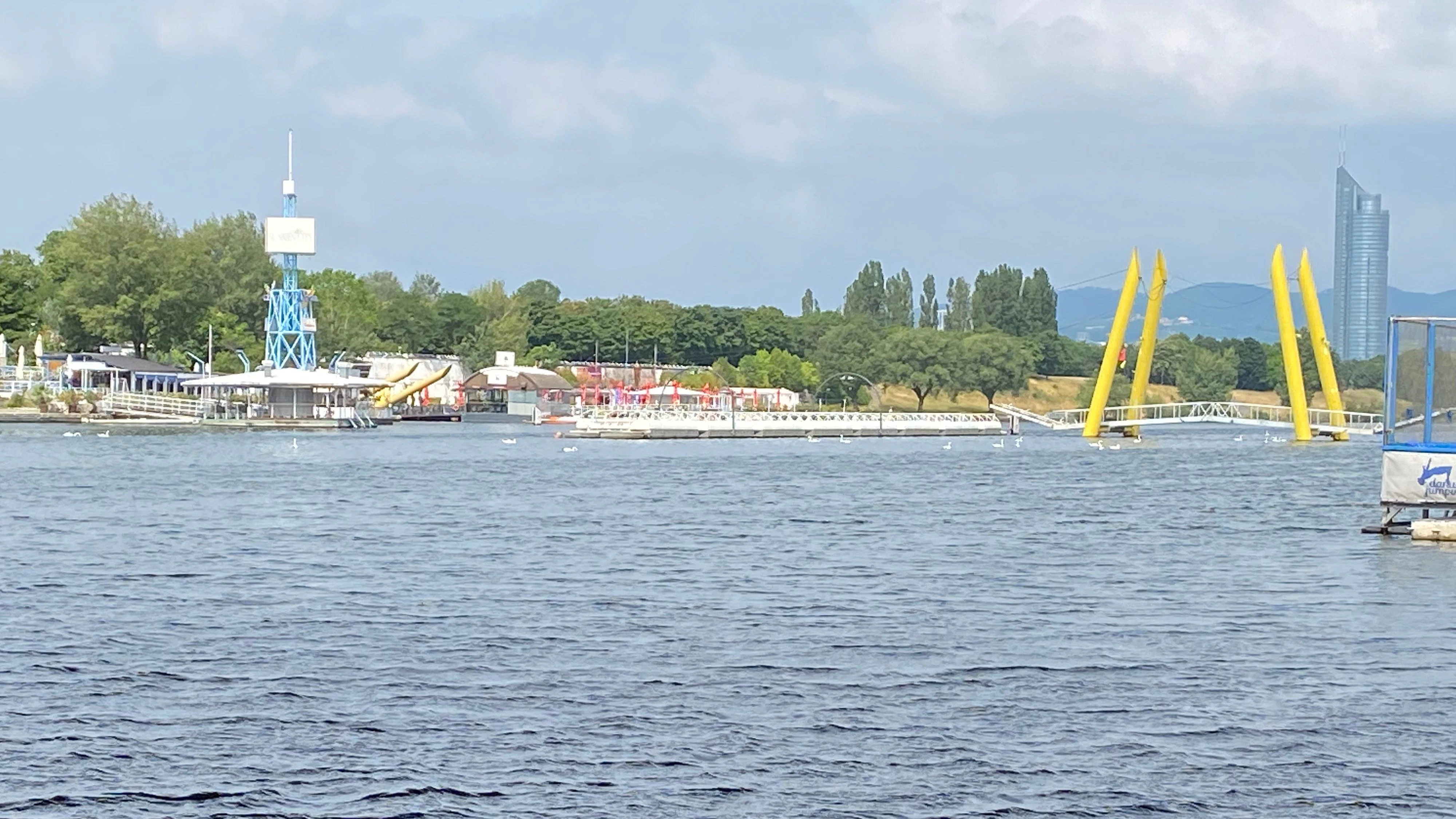 Auch in Wien ist der Pegel der Donau stark gestiegen. Laut einem Experten drohe aber keine Gefahr.