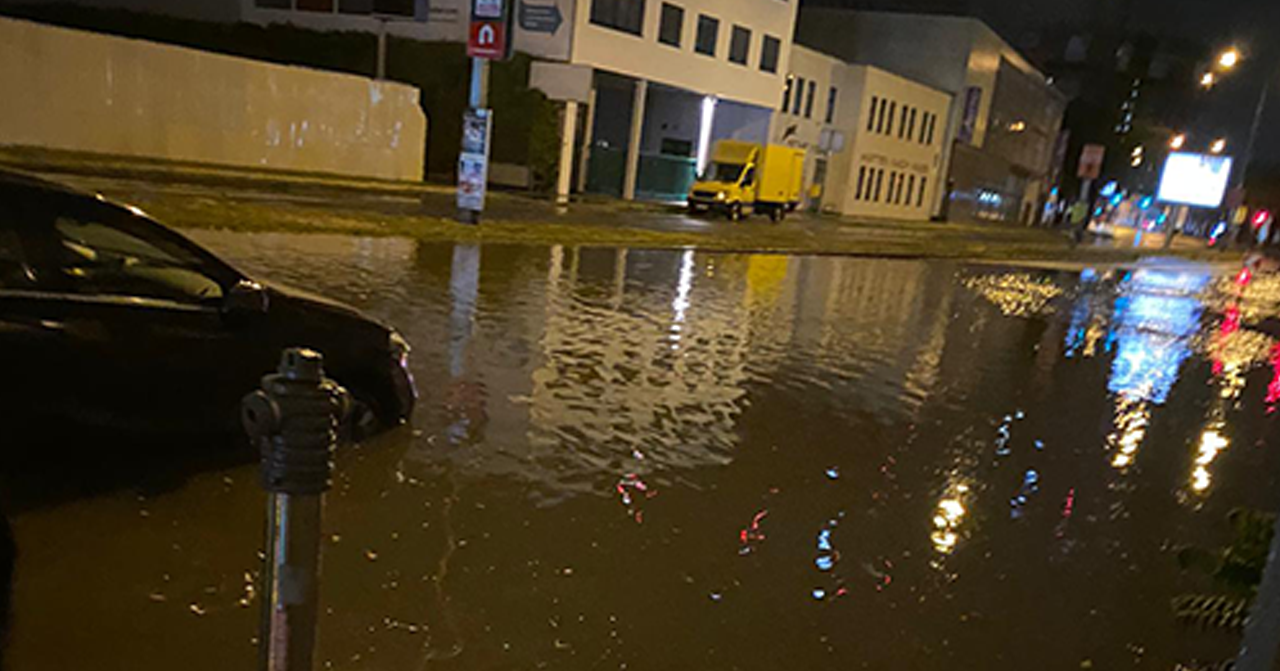 Keller, Straßen, Öffis Geflutet: 1000 Einsätze In Wien – Leser | Heute.at