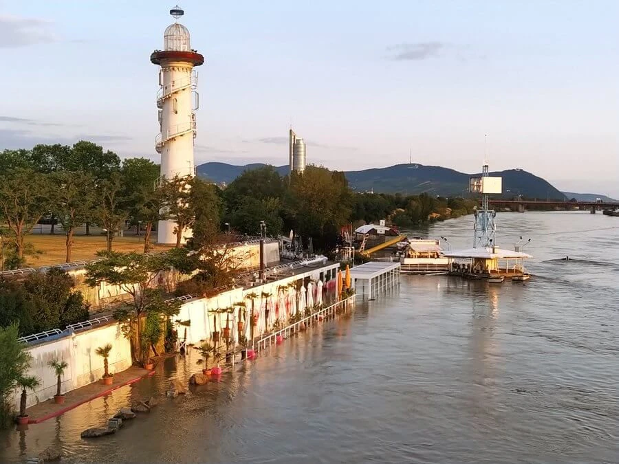 Hochwasser an der Neuen Donau in Wien