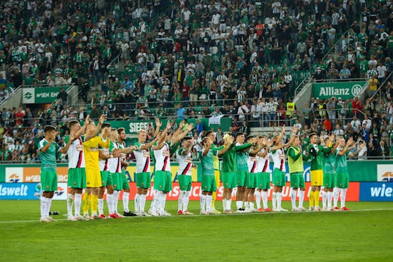 Rapid jubelt mit den Fans über den Aufstieg