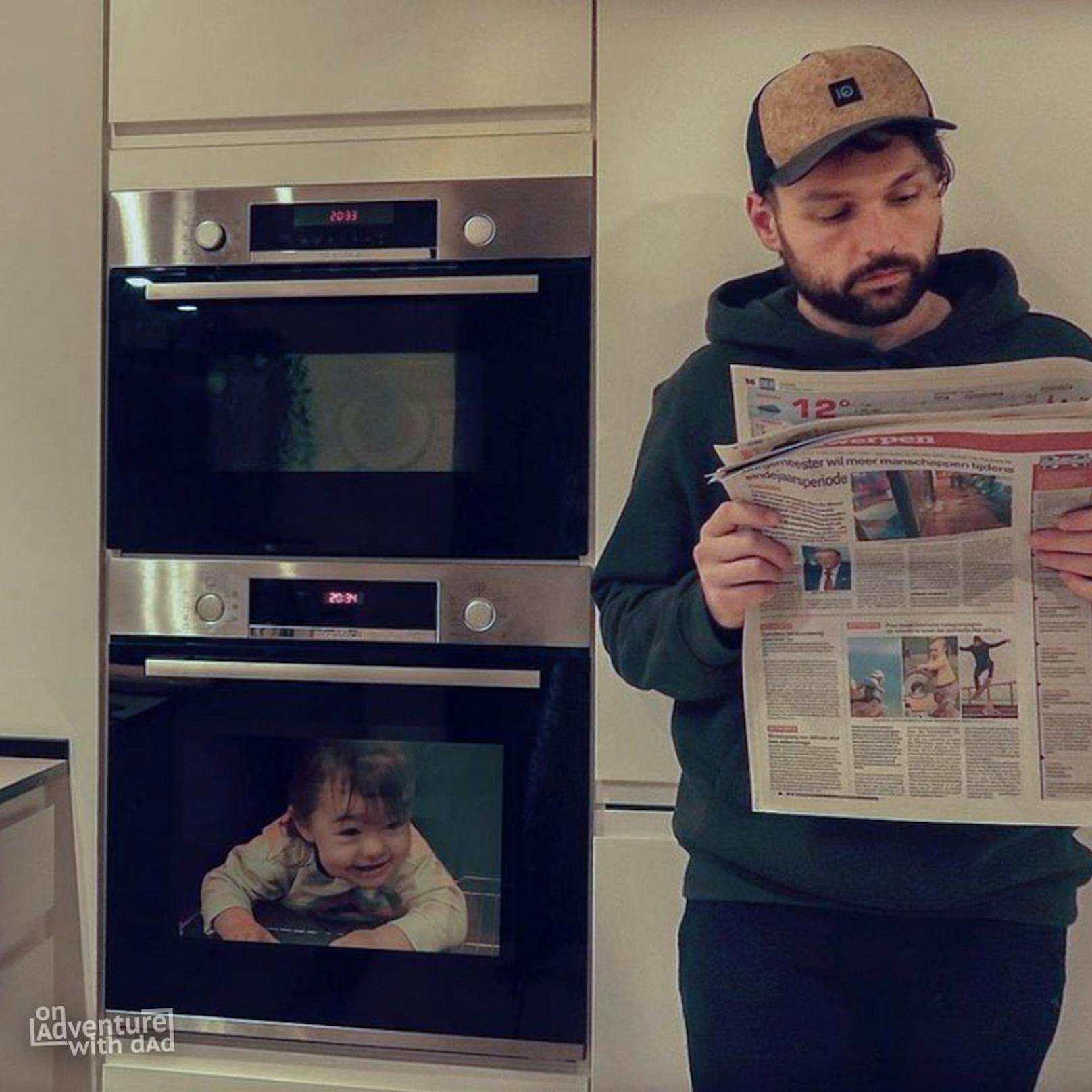 Eine seiner Antworten: Seine zweijährige Tochter Alix im Backofen, während er seelenruhig die Zeitung liest.