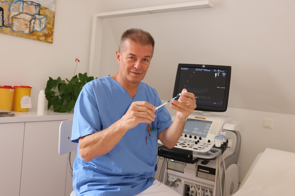 Professor Felix Stockenhuber würde gerne mehr Personen in seiner Praxis impfen.