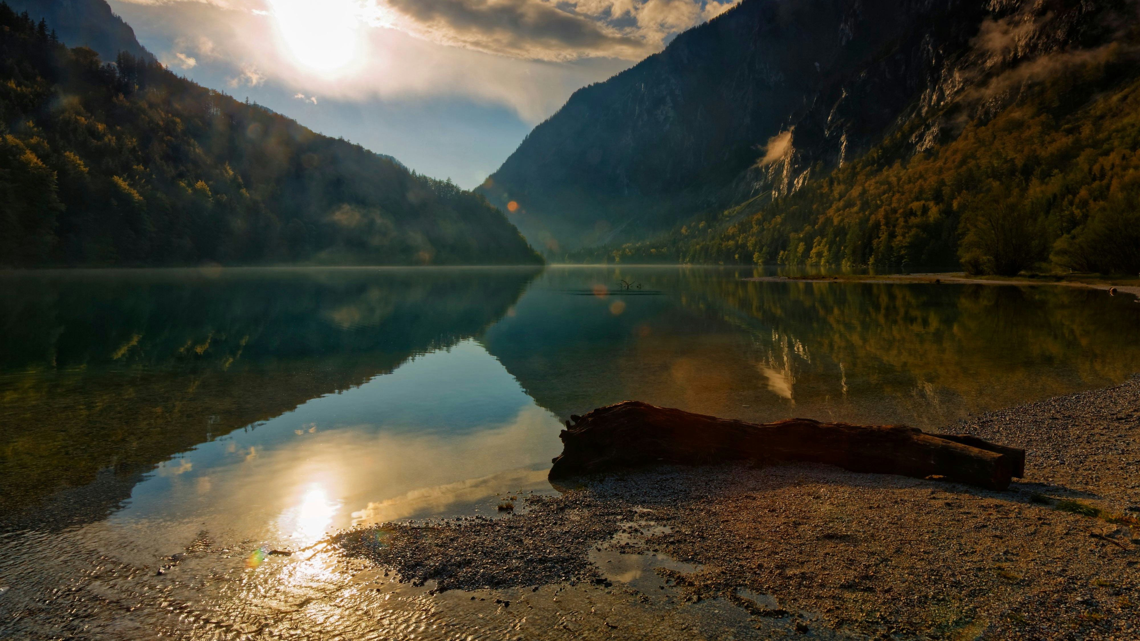 Der Leopoldsteiner See in Eisenerz.