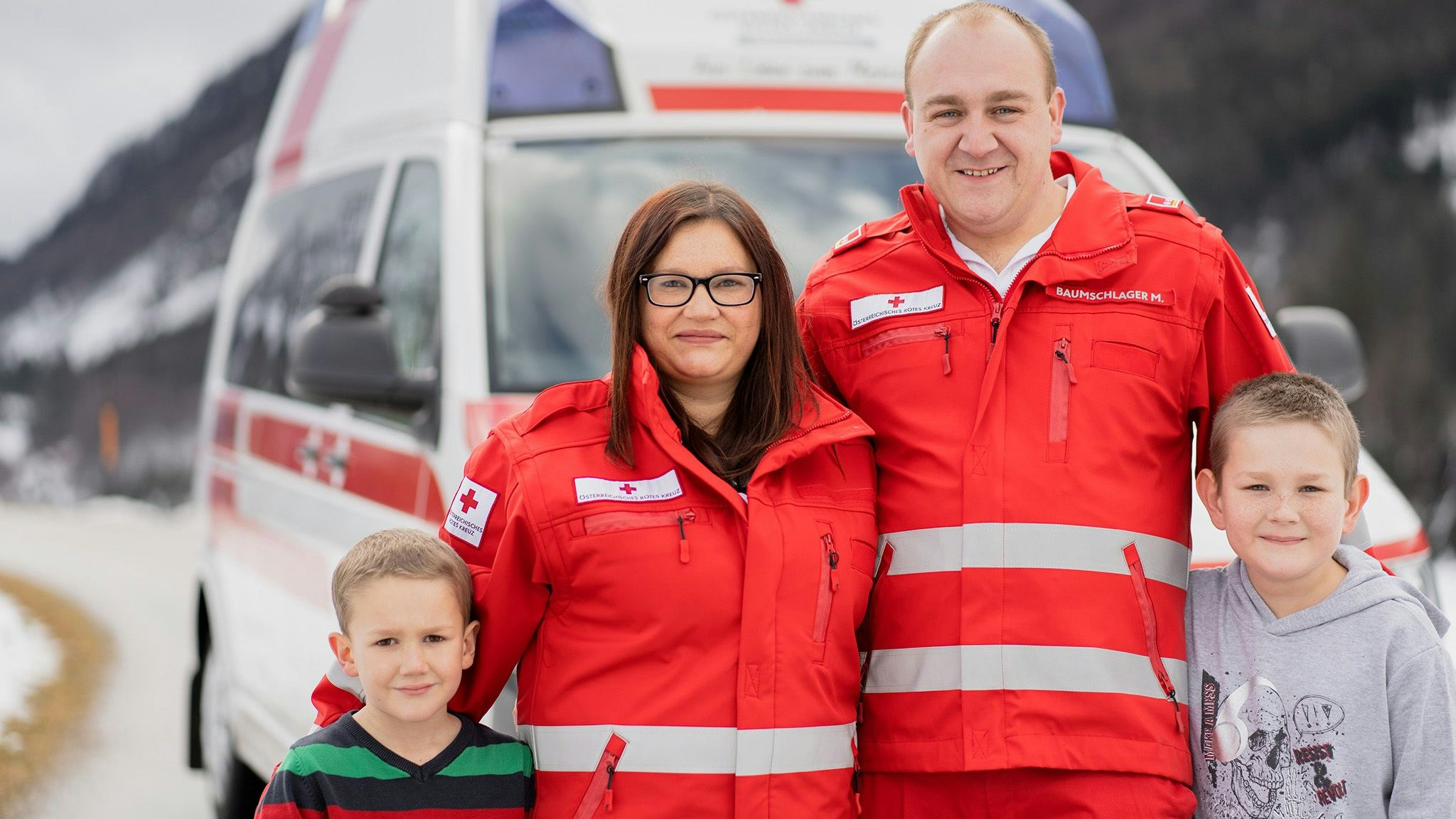 Martin und Bettina mit ihren Söhnen Andreas (re.) und Florian