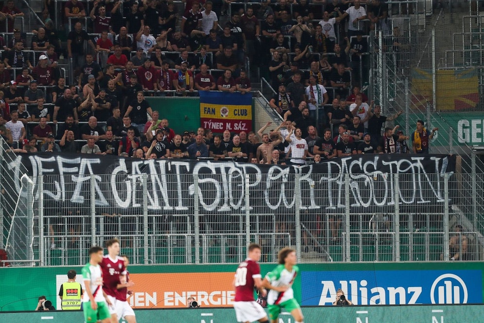 Die Sparta-Fans wollten den Platz stürmen
