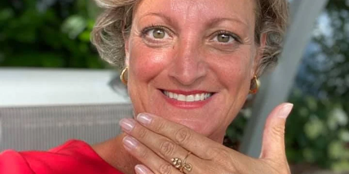 Wienerin: "Ich habe mich selbst geheiratet" - Vimarsana News