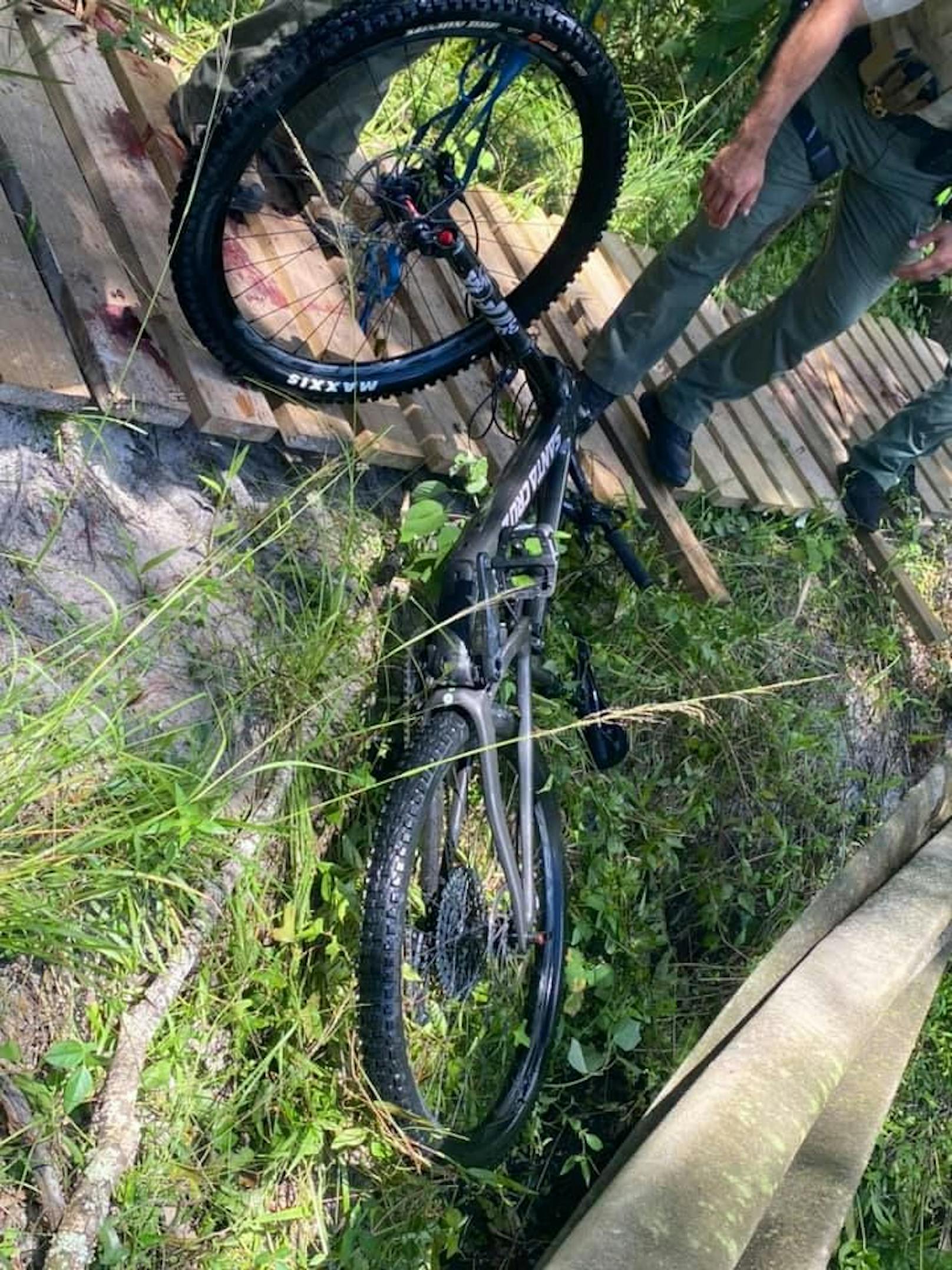Ein Radfahrer verlor am Montag die Kontrolle über sein Fahrrad.&nbsp;