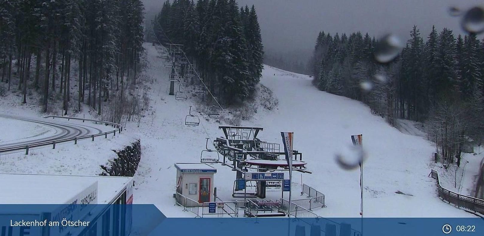 Wintereinbruch in NÖ: Verschneite Skigebiete