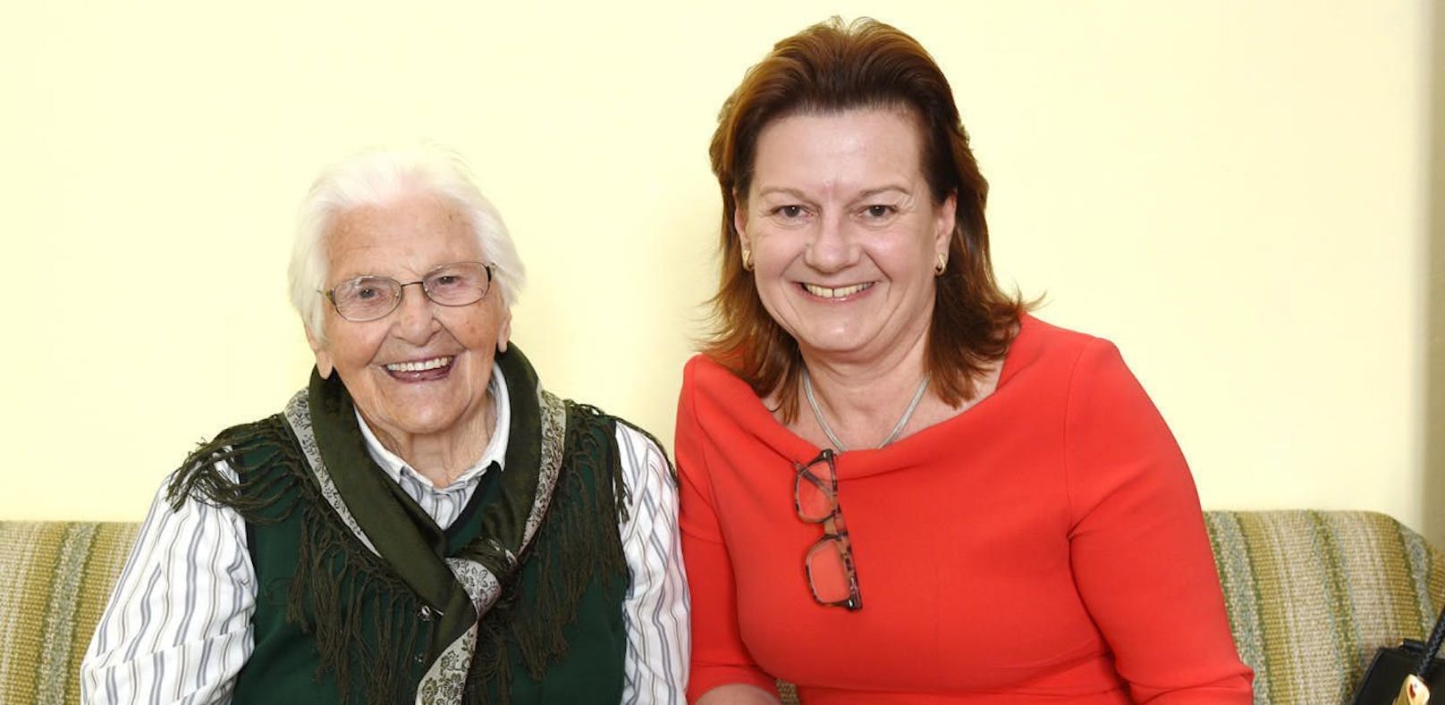 Vizebürgermeisterin Karin Hörzing hat eine der ältesten Linzerinnen besucht. Maria Danklmaier wird im Oktober 103 Jahre alt. 