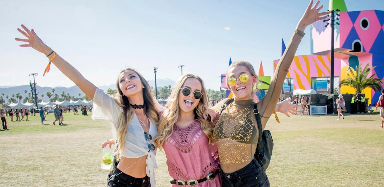 Supermodels tanken beim Coachella Festival Sonne