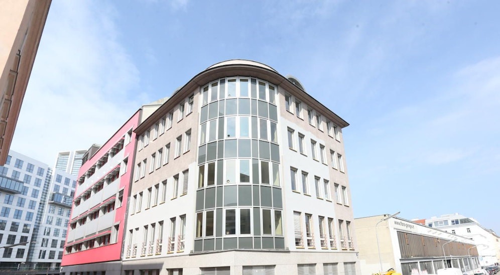 In der Zollgasse 3 (WIen-Landstraße) soll Wiens größtes Laufhaus entstehen.