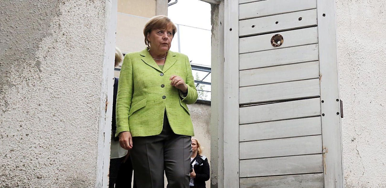 Merkel bläst zum Kampf gegen Linksradikale