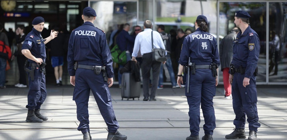 Im Zuge einer Kontrolle am Praterstern konnten die Beamten einen gesuchten Mann festnehmen. (Archivfoto)