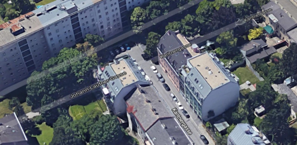 Der erste Raub ereignete sich in der Johann-Laufner-Gasse.