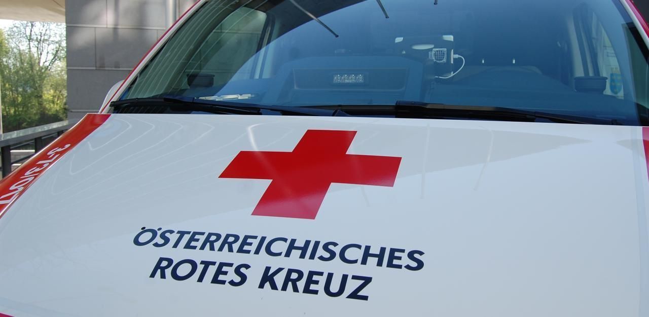 Heute.at - Fußgängerin von Anhänger getroffen – sofort tot