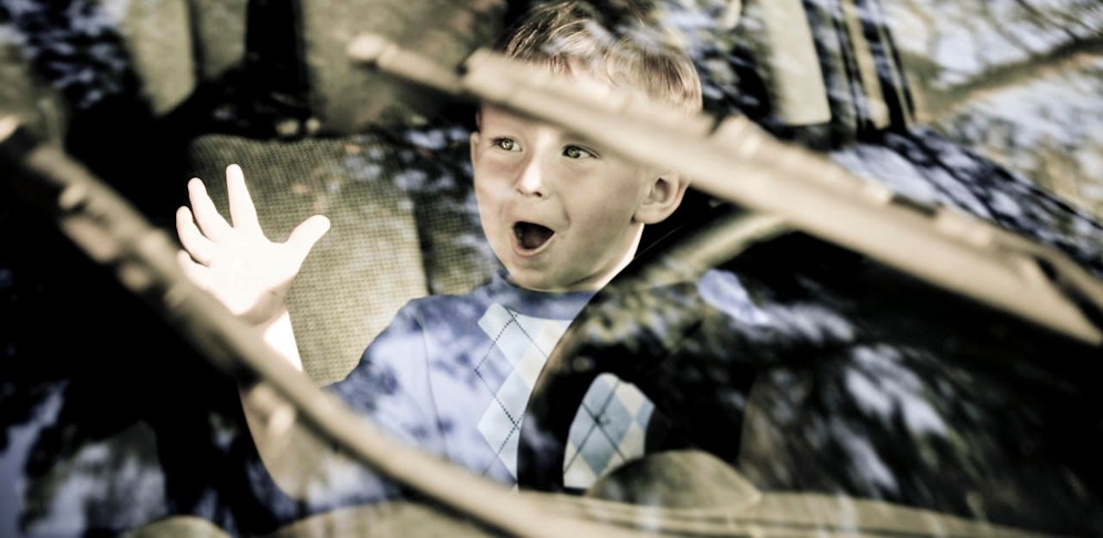 Der Ausflug der Spitzbuben endete an einer Leitplanke.