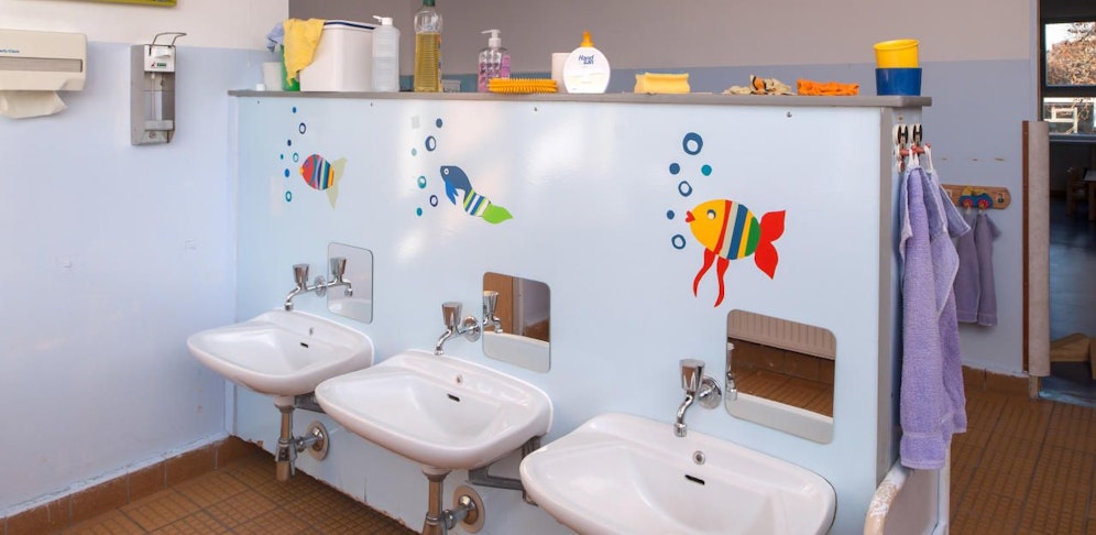 In einem Kindergarten in Meidling sollen Kinder in den Waschraum eingesperrt worden sein. (Symbolfoto)