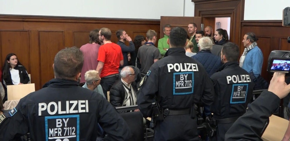 Am Dienstag musste sich der 22-Jährige vor Gericht verantworten