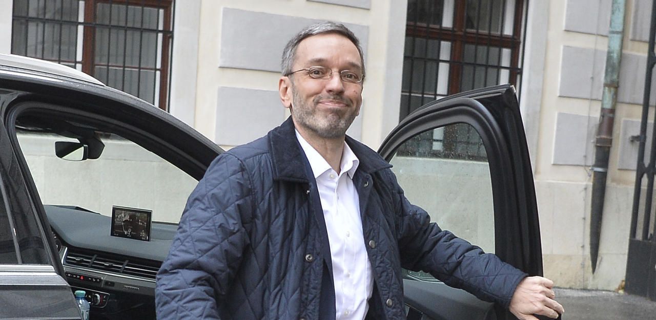 Heute.at - Kickl öffnet Asylheime für Obdachlose