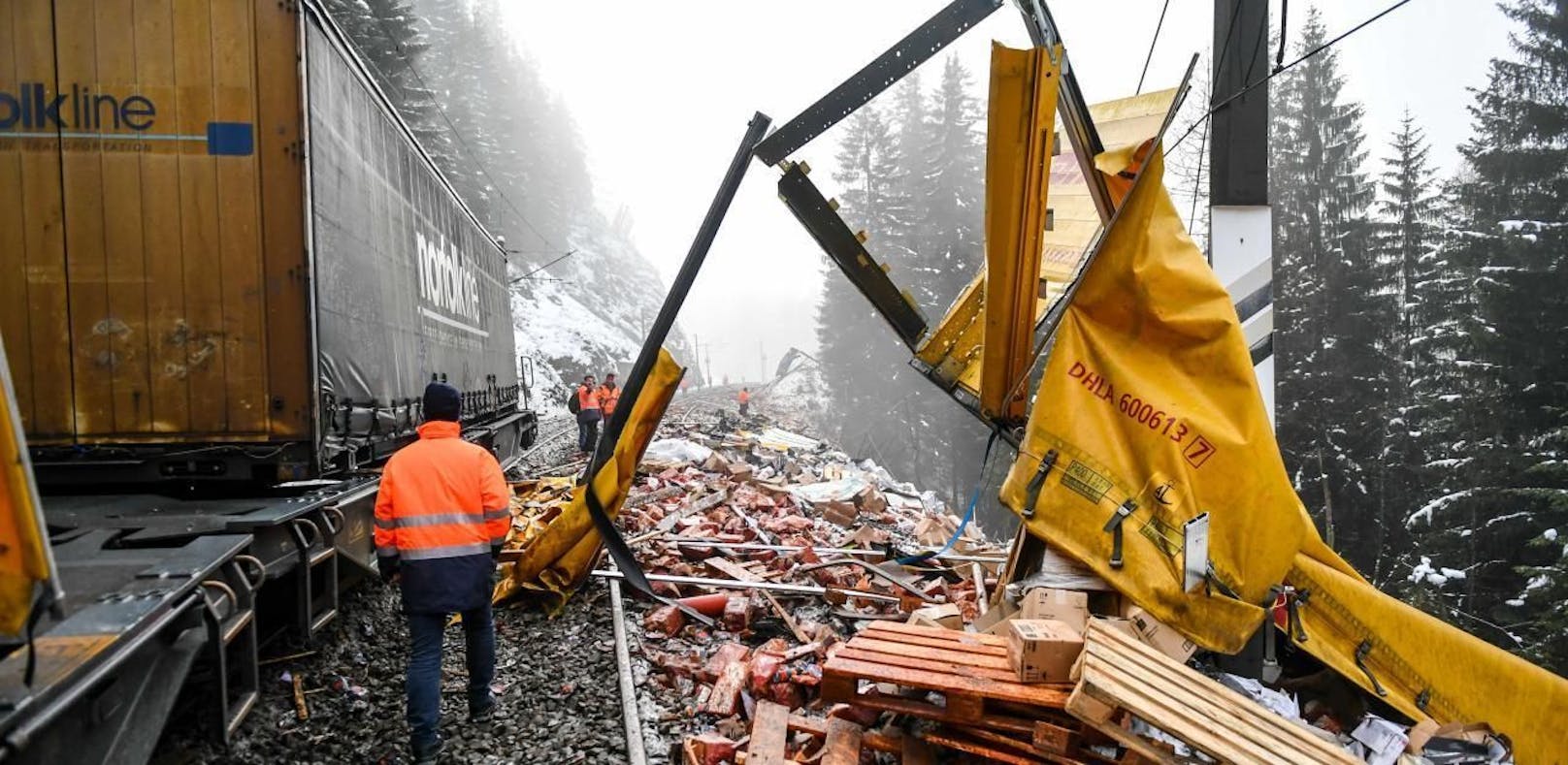 Zug entgleist: Brenner für eine Woche gesperrt