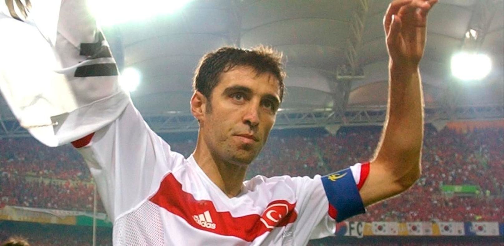 Hakan Sükür (Bild aus 2008): Vom gefeierten türkischen Fußball-Star zum mittellosen Uber-Fahrer in den USA. 
