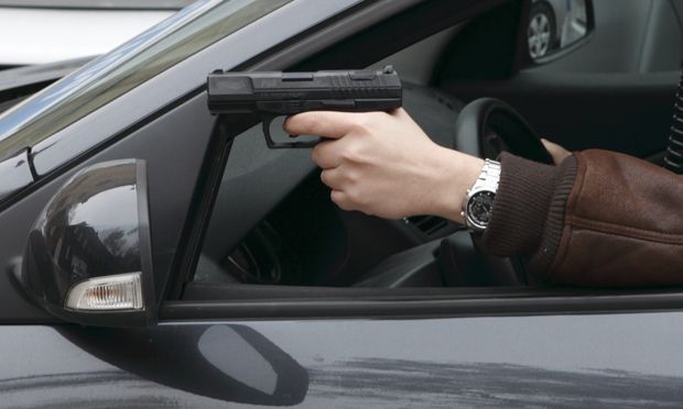 18-Jähriger zielte mit Softgun aus Auto - Steiermark | heute.at